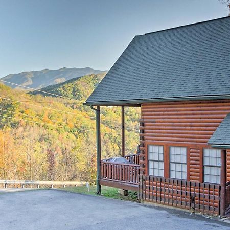 Expansive Gatlinburg Cabin Hot Tub, Deck And Grill! Ngoại thất bức ảnh