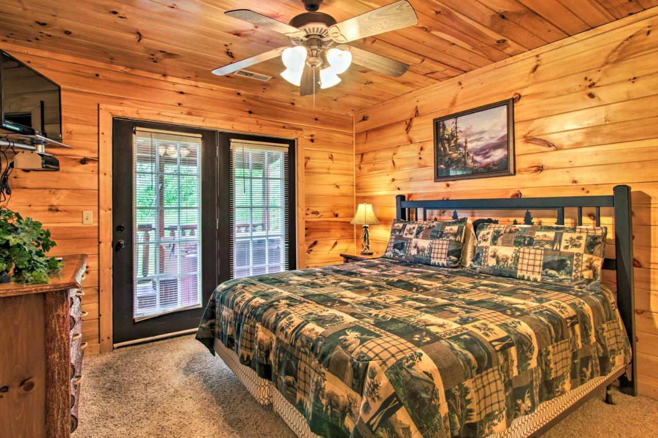 Expansive Gatlinburg Cabin Hot Tub, Deck And Grill! Ngoại thất bức ảnh